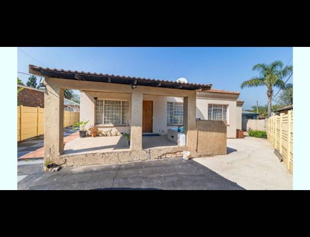 3 BEDROOM HOUSE FOR SALE IN KEMPTON PARK EXT 02
